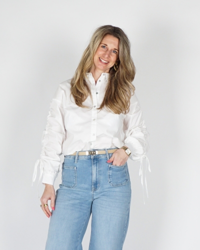 BLOUSE MET RUFFEL MOUW ROSA WIT 