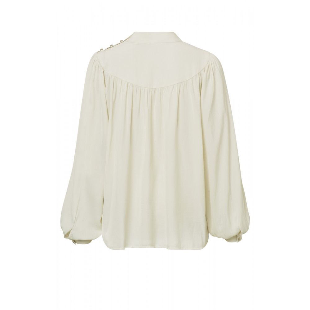 SATIJNEN BLOUSE MET KNOOPJES ECRU