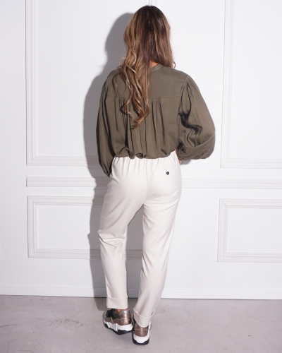 BLOUSE MET GEPLOOIDE DETAILS GROEN