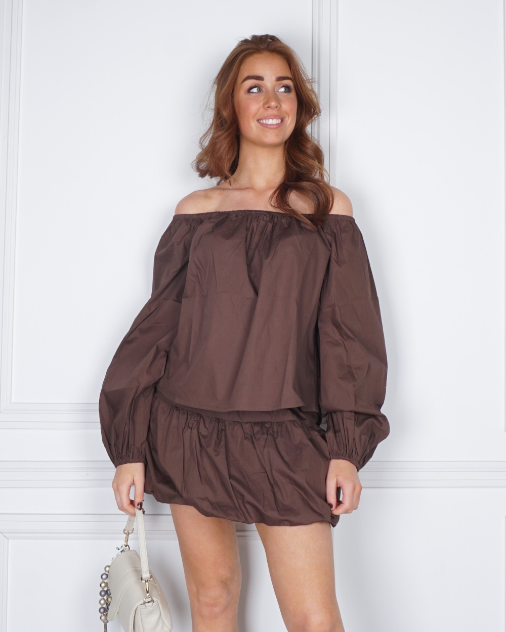 OFF SHOULDER TOP MET BALLONMOUW BRUIN