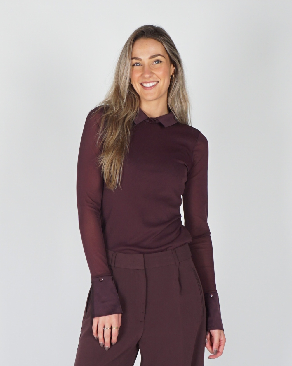 MESH TOP MET KRAAG BORDEAUX
