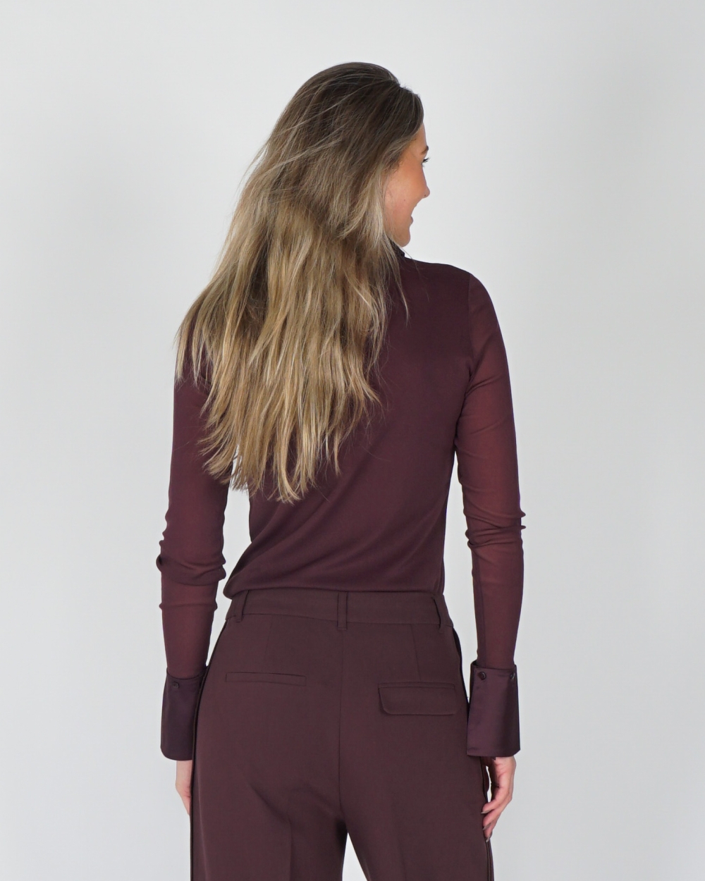 MESH TOP MET KRAAG BORDEAUX