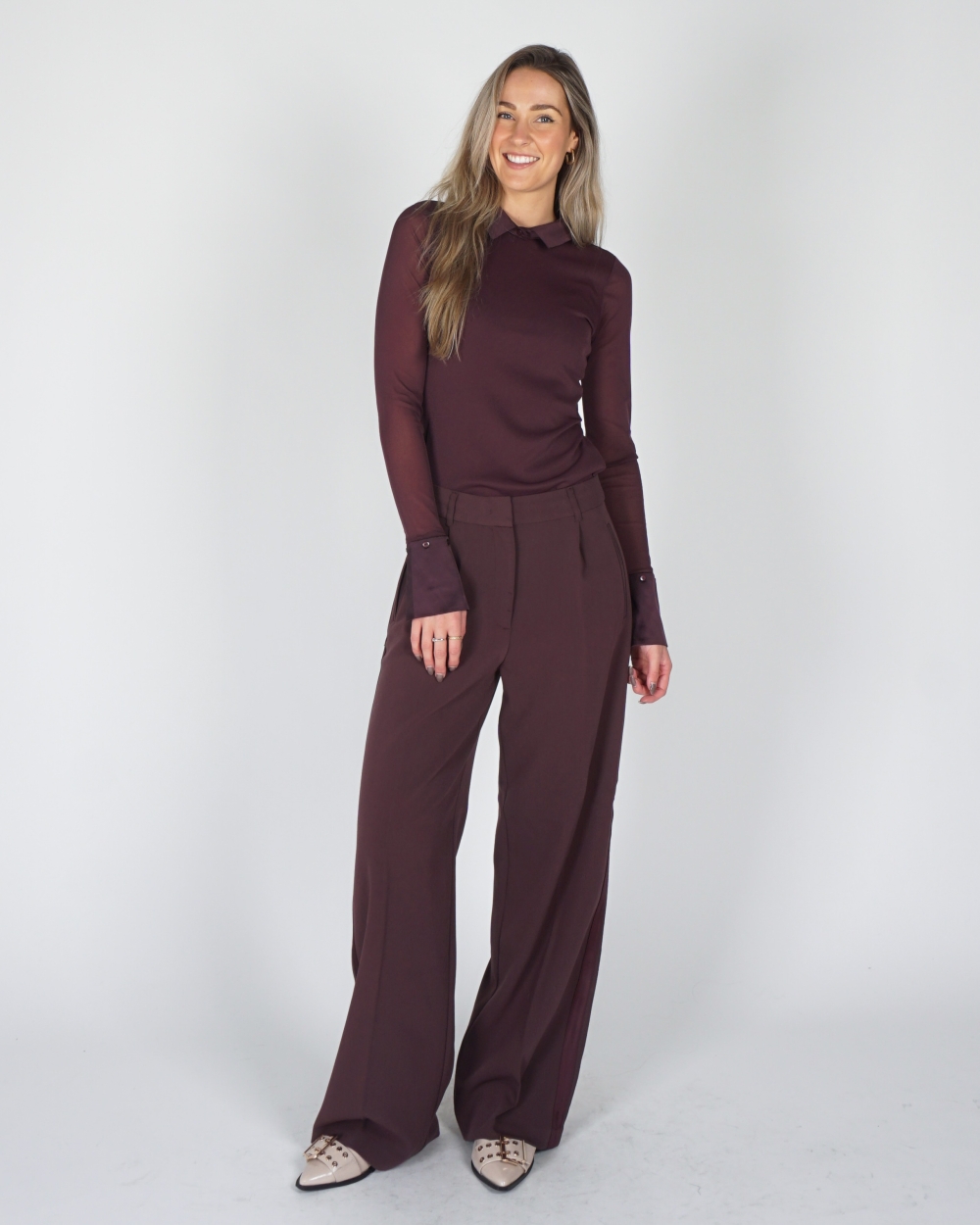 MESH TOP MET KRAAG BORDEAUX