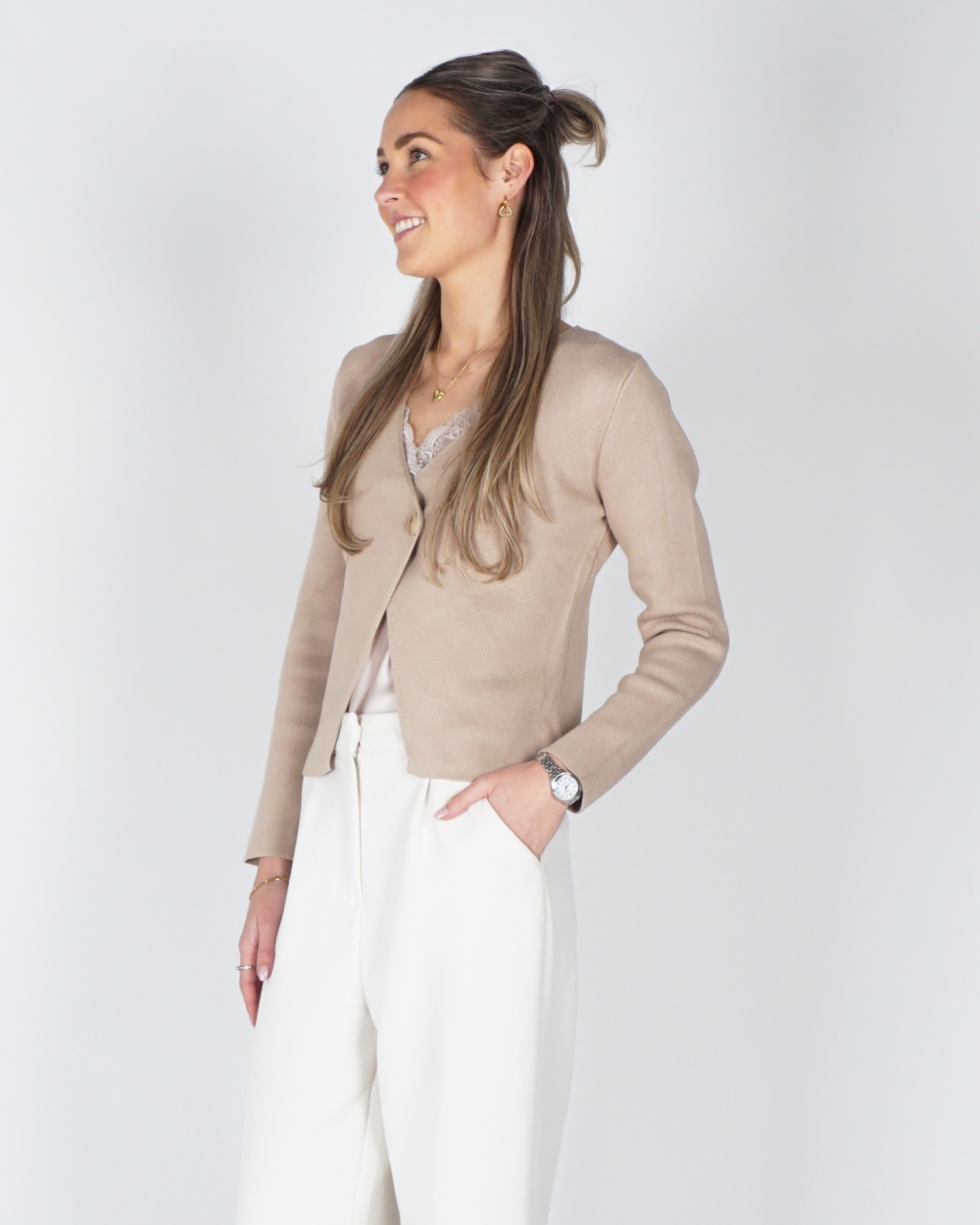 TOP DAYA MET KNOOP BEIGE
