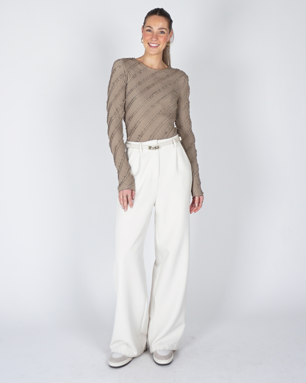 RUFFLE BODY TAUPE