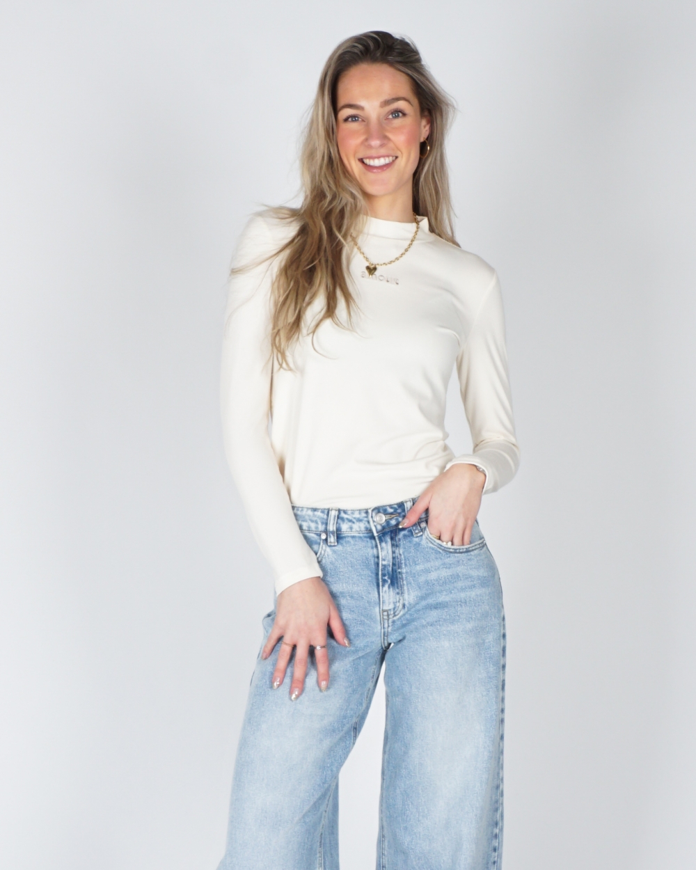 LONGSLEEVE MET COL AMOUR ECRU