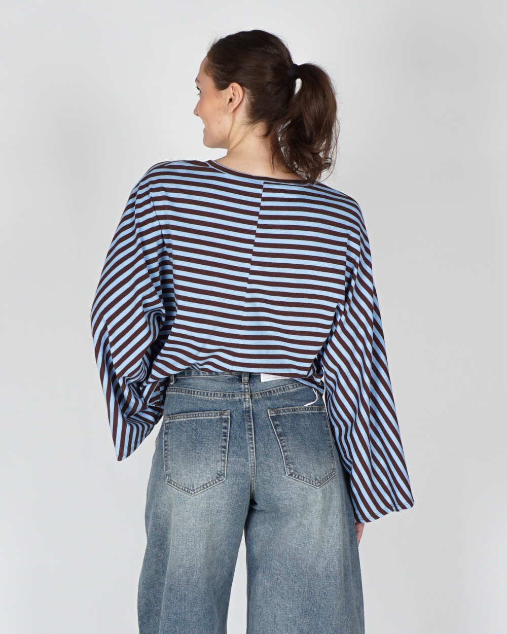 GESTREEPTE LONGSLEEVE BATWING BRUIN BLAUW