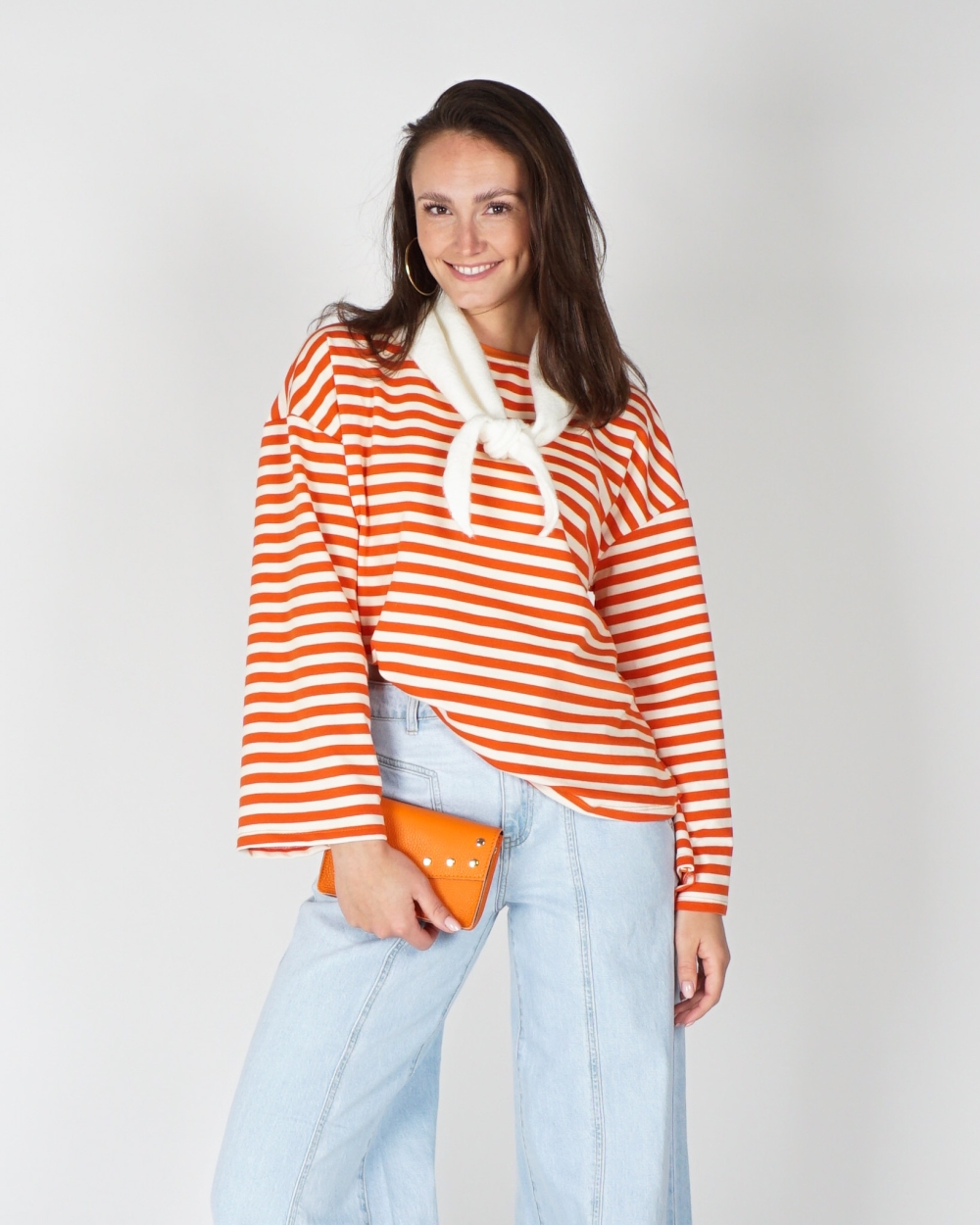 LONGSLEEVE GESTREEPT ORANJE