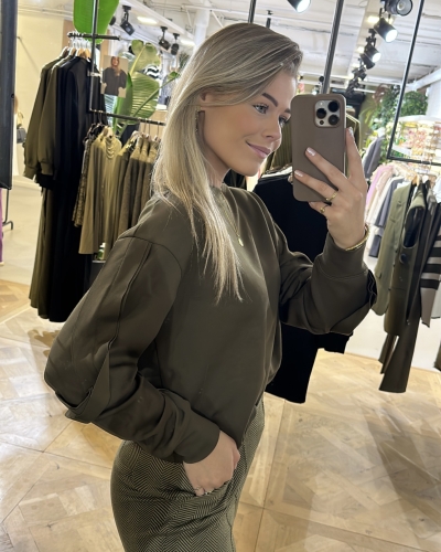 YAYA RUFFLE TRUI DONKERGROEN
