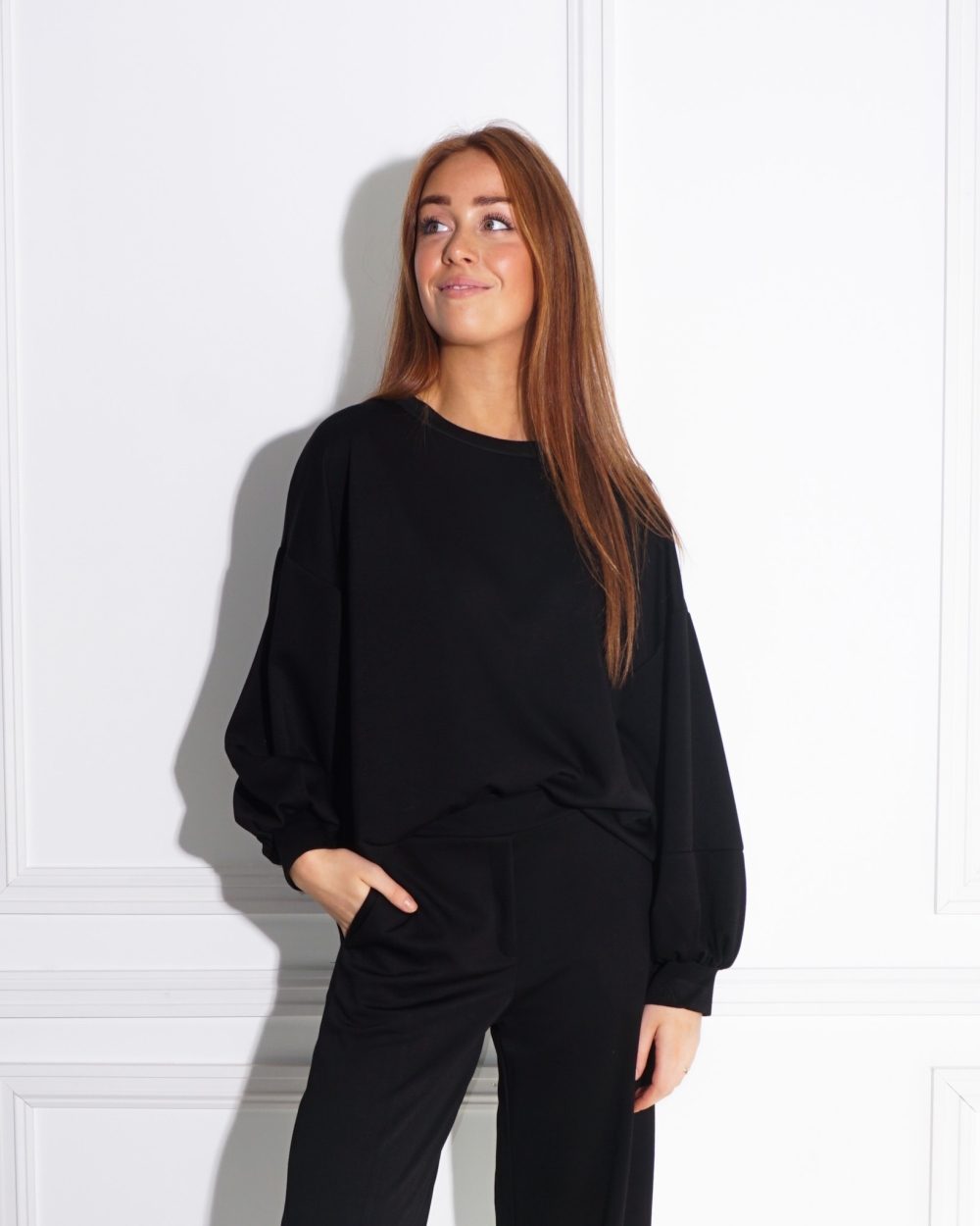 SWEATER KOKO ZWART 