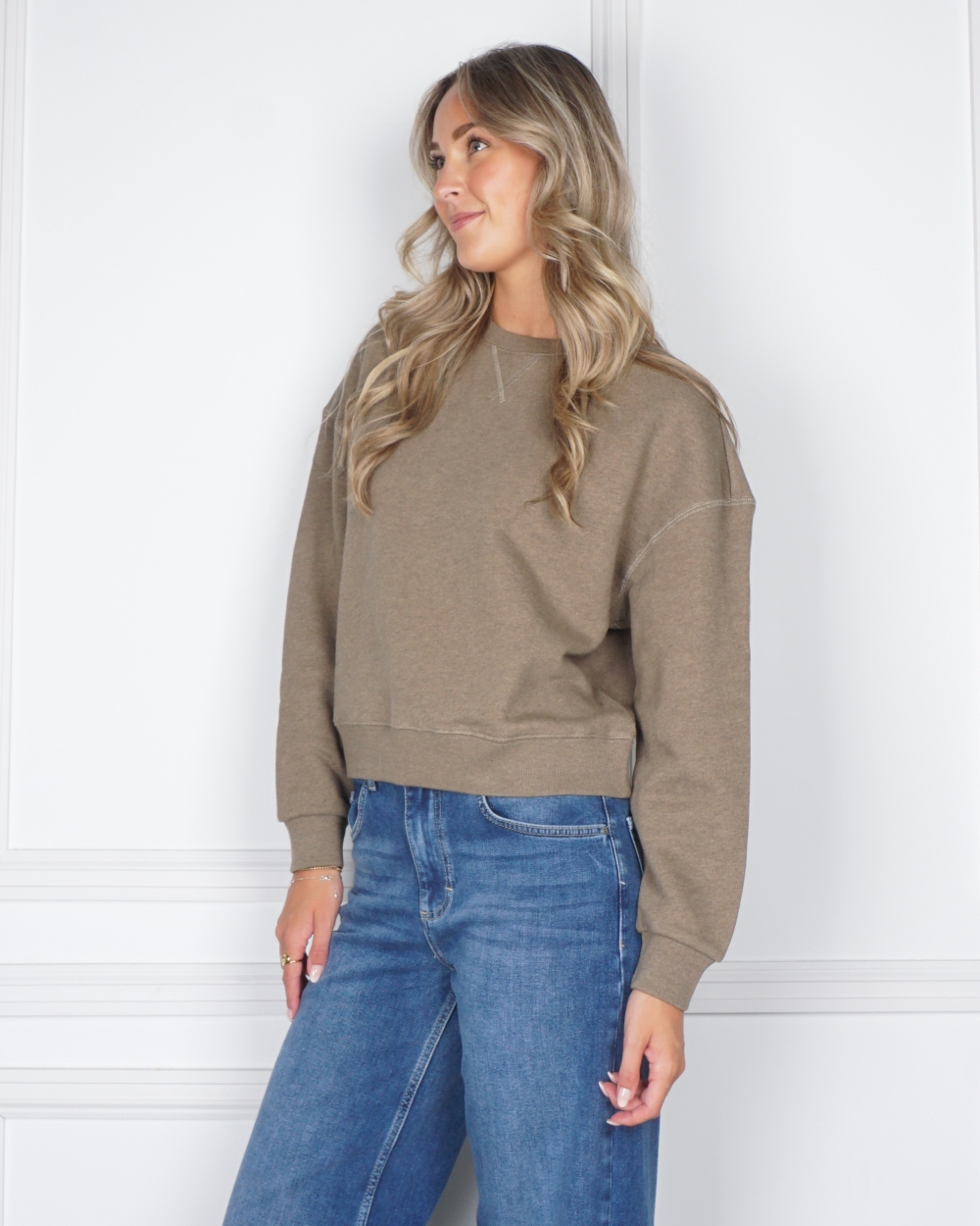 SWEATER OLIJF GROEN