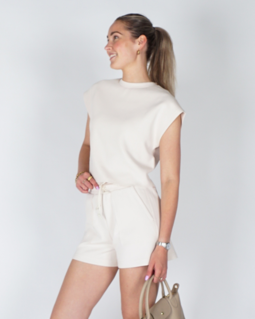 MOUWLOZE BOXY SWEATER MET RIBDETAILS ECRU