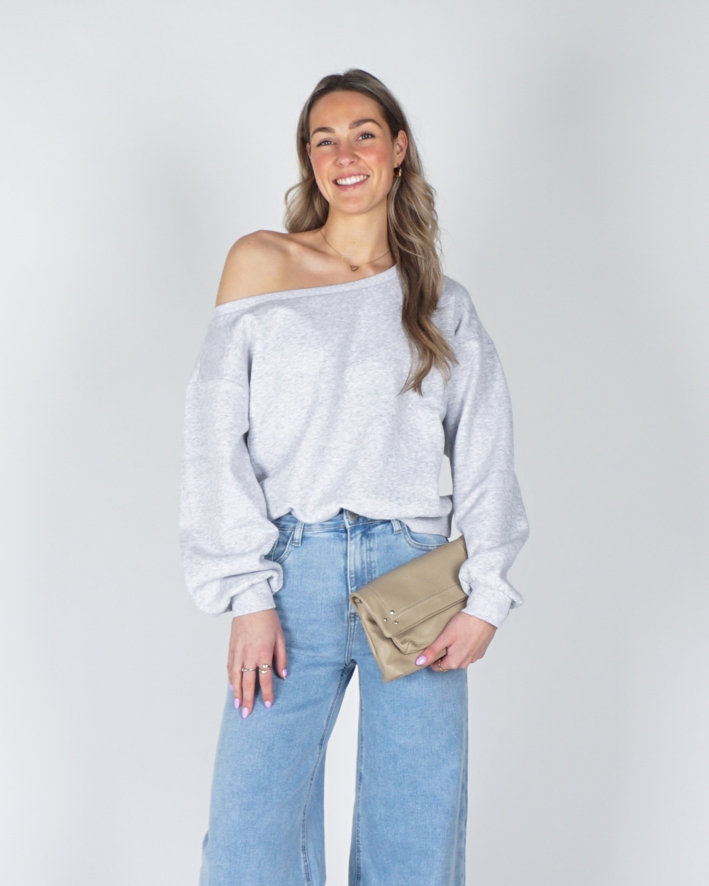 ONE SHOULDER SWEATER RHINA LICHT GRIJS