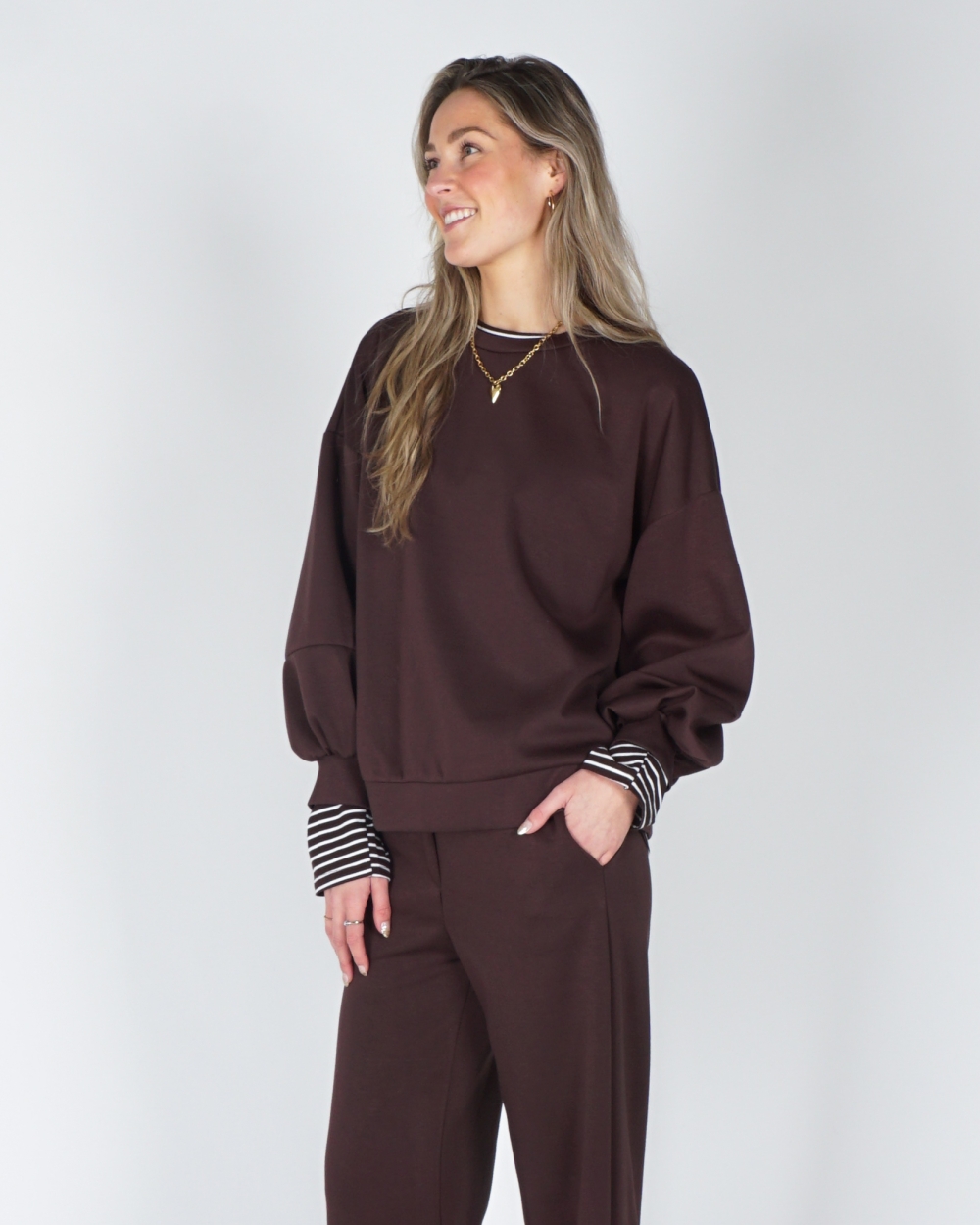 SWEATER KOKO DONKERBRUIN