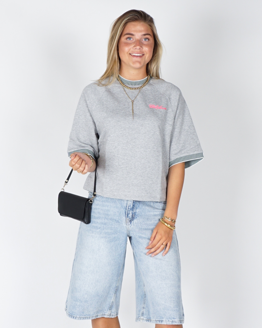SWEATER MET KORTE MOUWEN CLUB AMOUR GRIJS