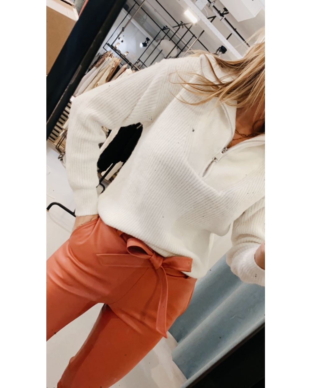 ZIPPER SWEATER OFF WHITE