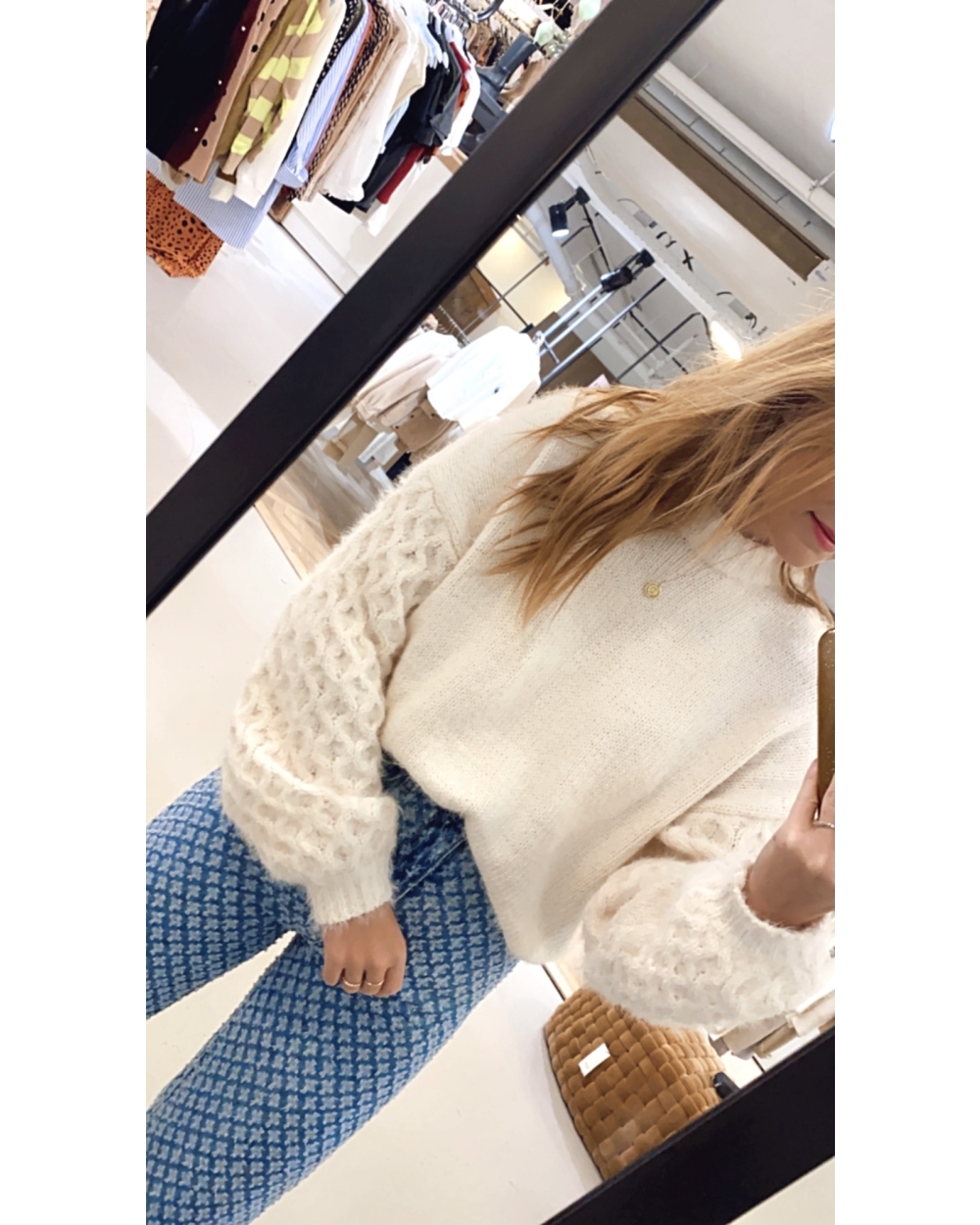 LITTLE SHINE OFF WHITE
