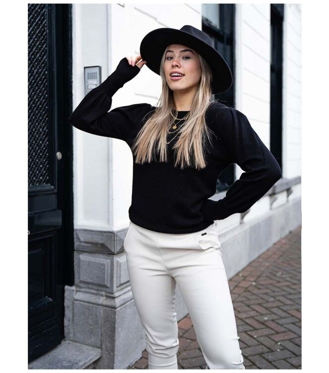 GOSSIP TRUI HANNA ZWART