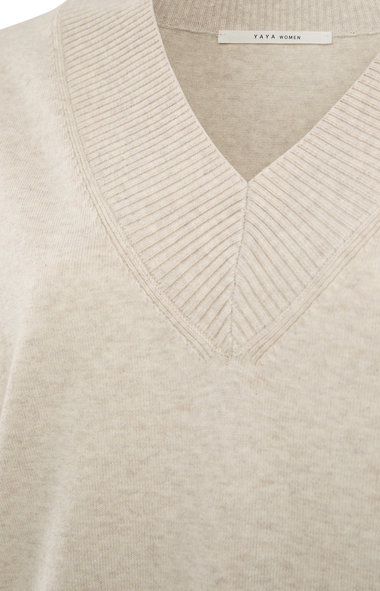 V-HALS SWEATER BEIGE