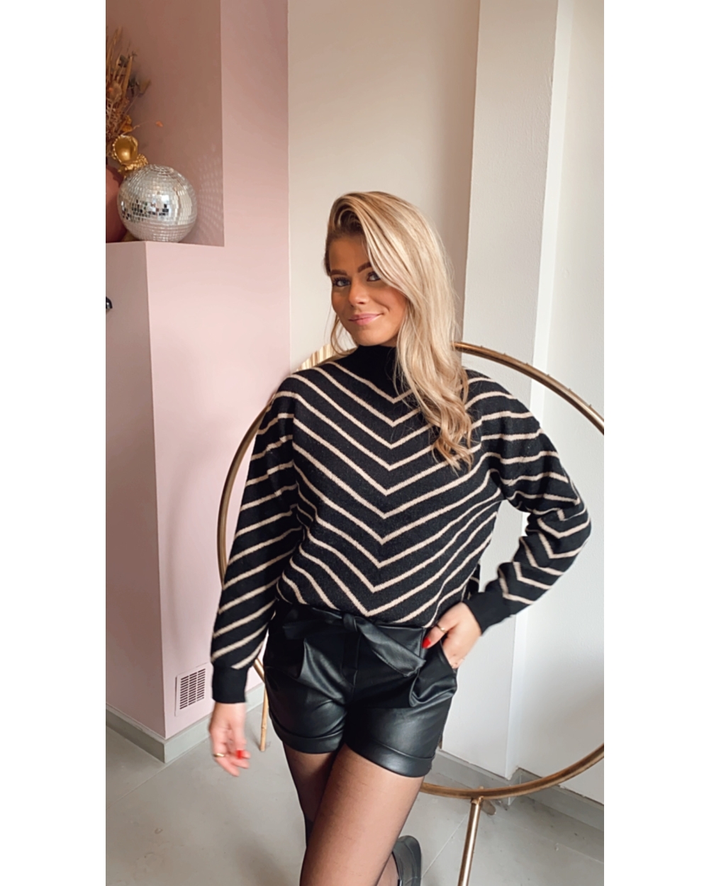 TRUI NORA STRIPE ZWART