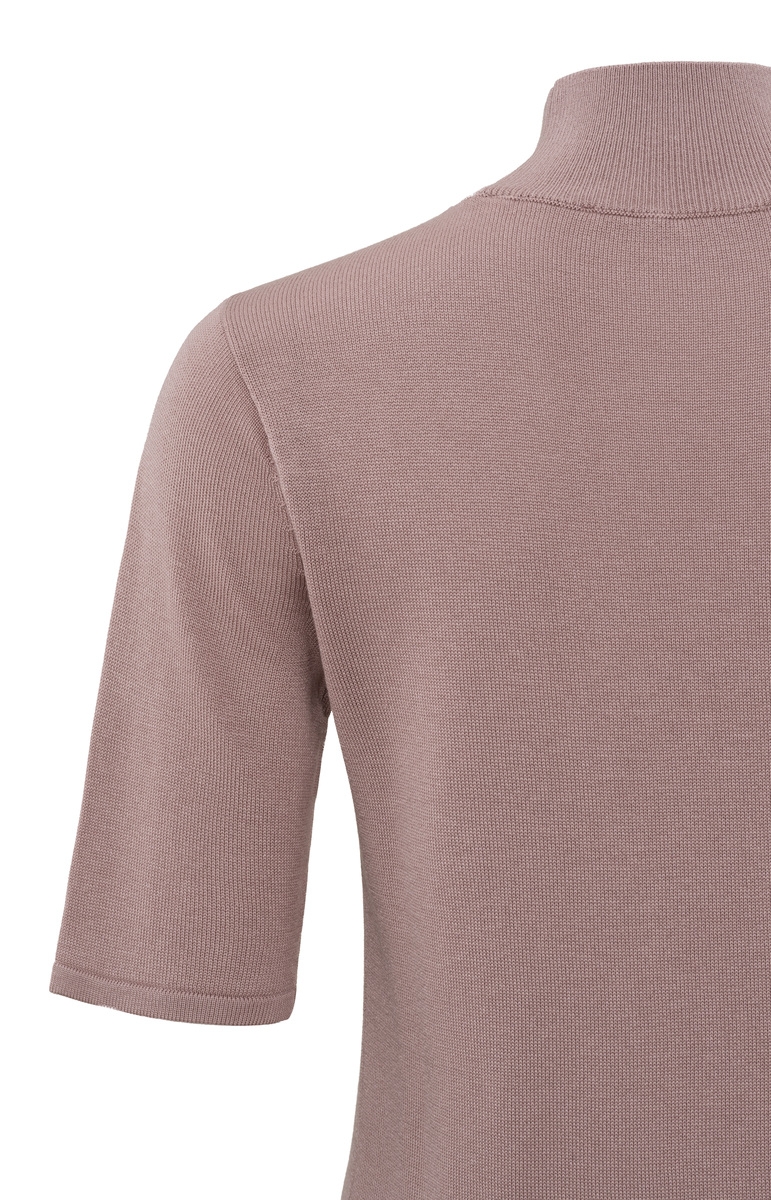 TOP MET HOGE HALS EN NAADDETAILS ROZE
