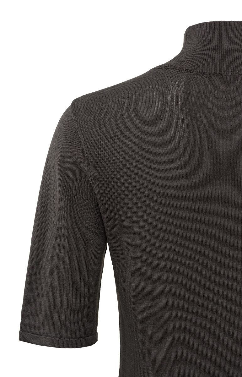 TOP MET NAADDETAIL BRUIN