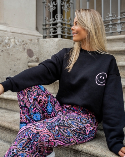 SWEATER MAGIC ZWART