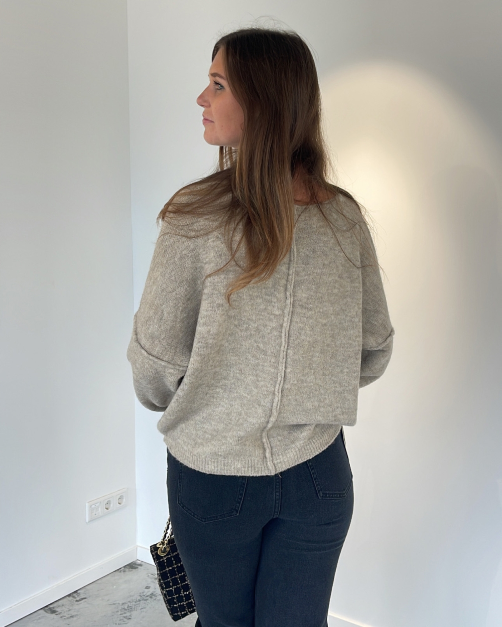 BASIC TRUI BEIGE