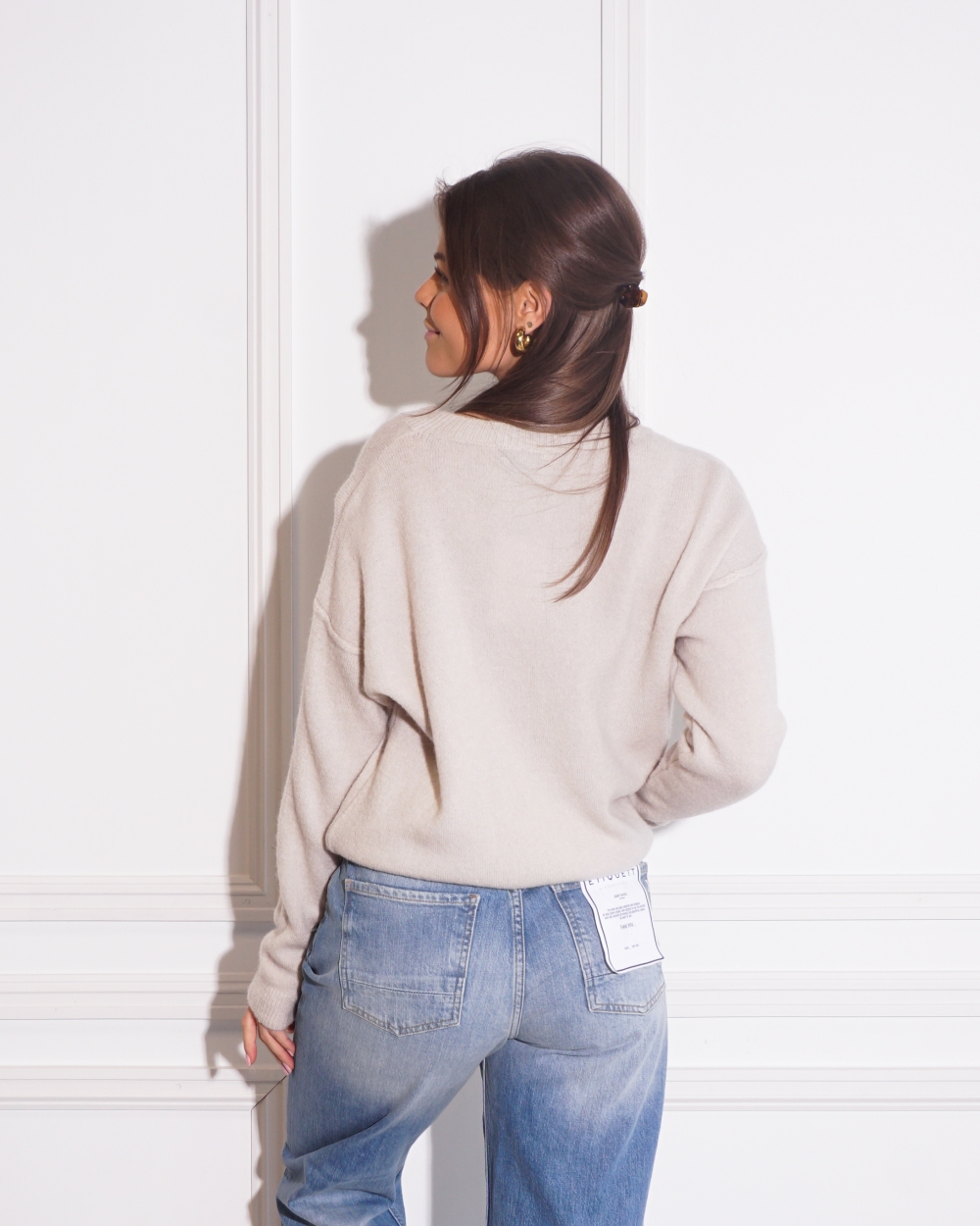 BASIC KNIT V-HALS BEIGE