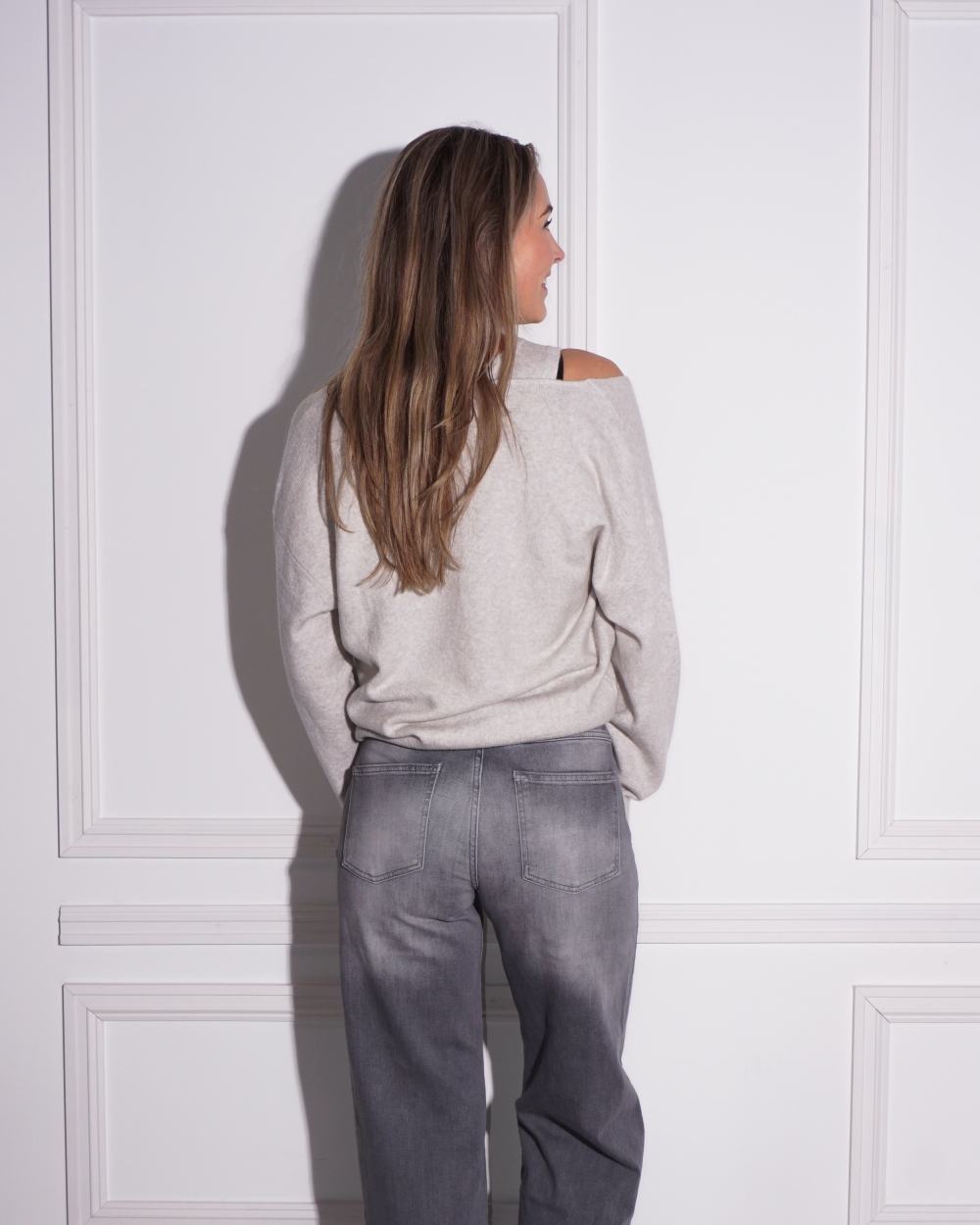V-NECK TRUI EN TOP GRIJS