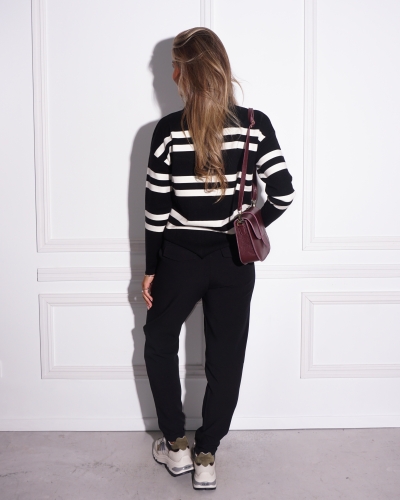 GESTREEPTE SWEATER ZWART