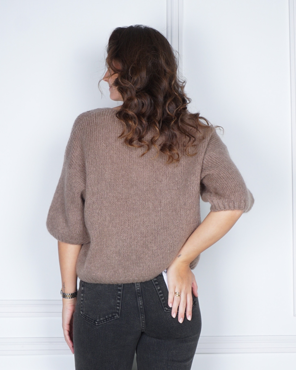 BASIC V-HALS TRUI TAUPE
