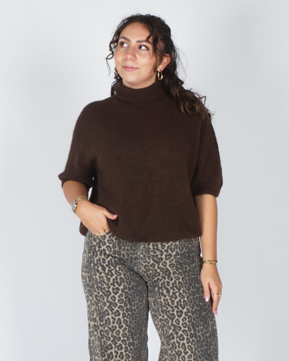 KNITTED BASIC BRUIN