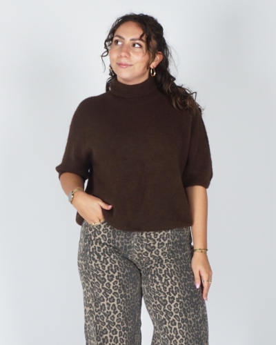 KNITTED BASIC BRUIN