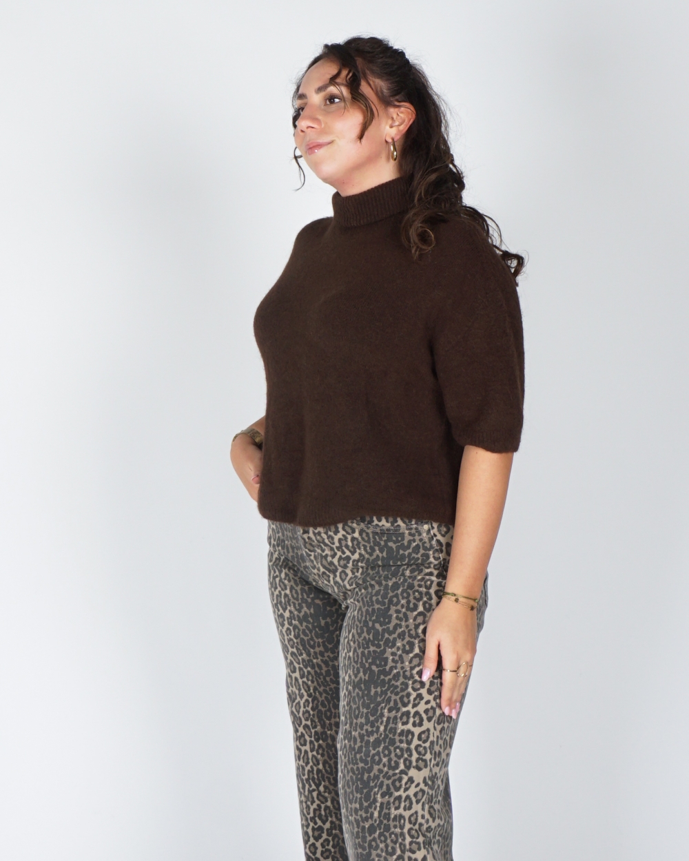 KNITTED BASIC BRUIN