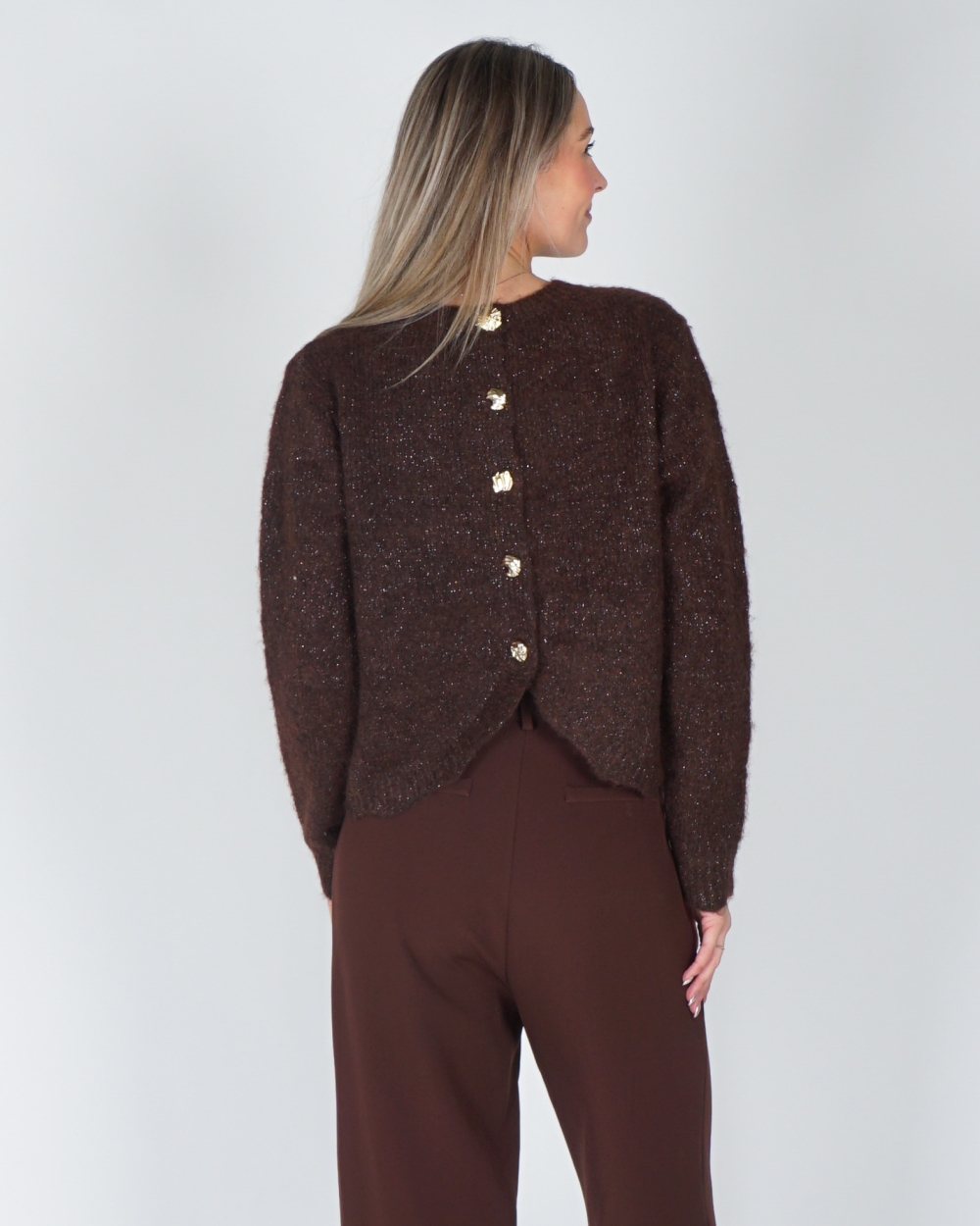 TRUI LUREX MET KNOPEN BRUIN