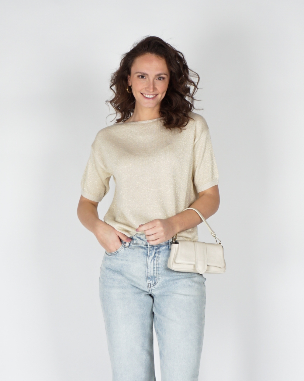 KORTE MOUWEN TOP MET LUREX BEIGE