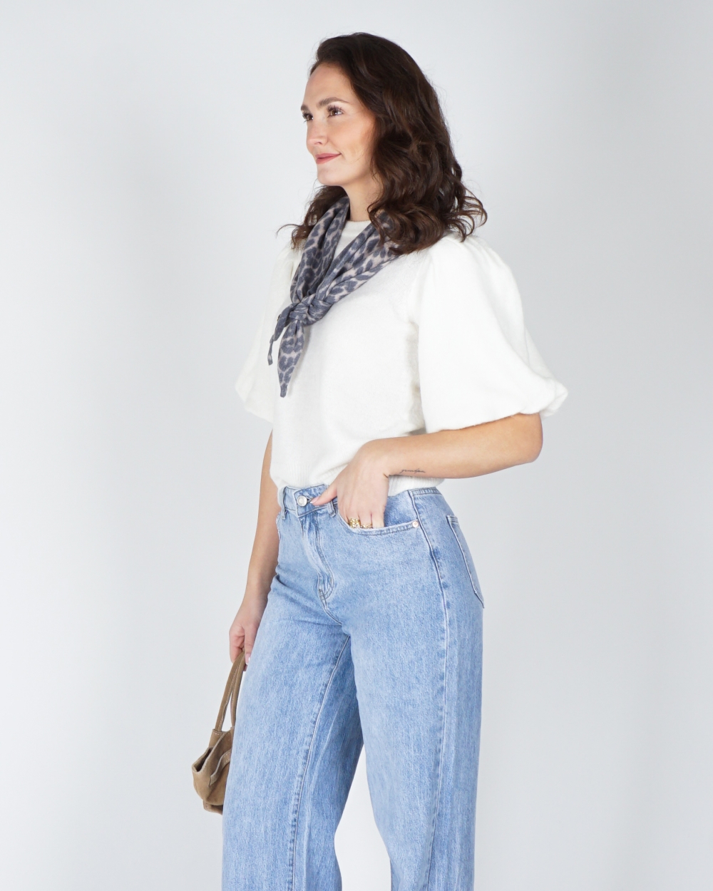 KNITTED TOP MET POFMOUW WIT JINIE HOPE