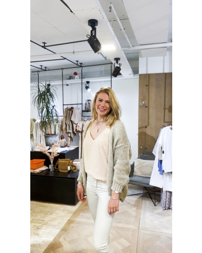 Ambika BEIGE GROF GEBREID VEST