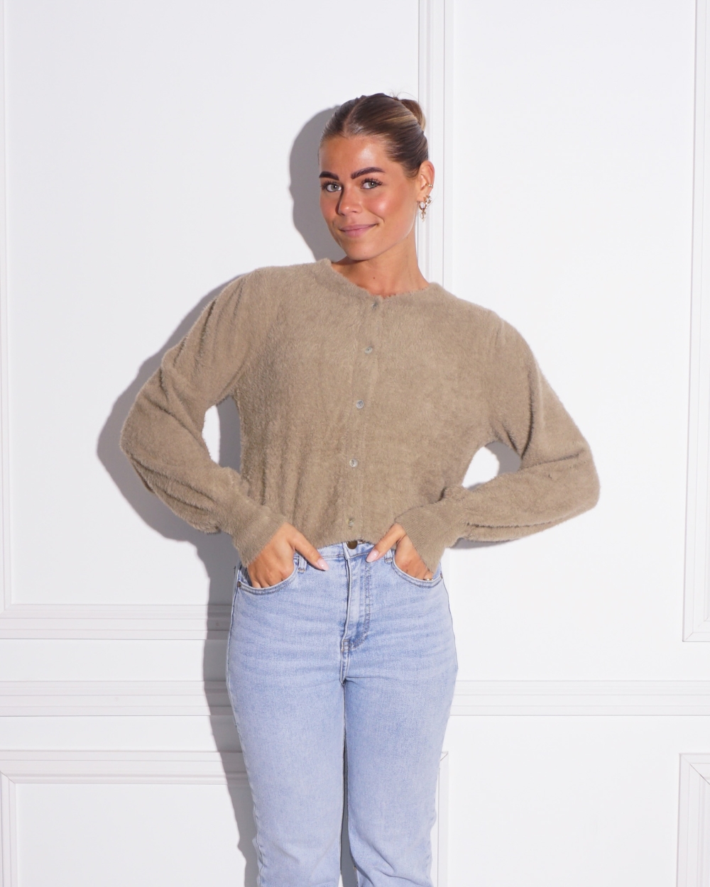 FLUFFY VEST BEIGE