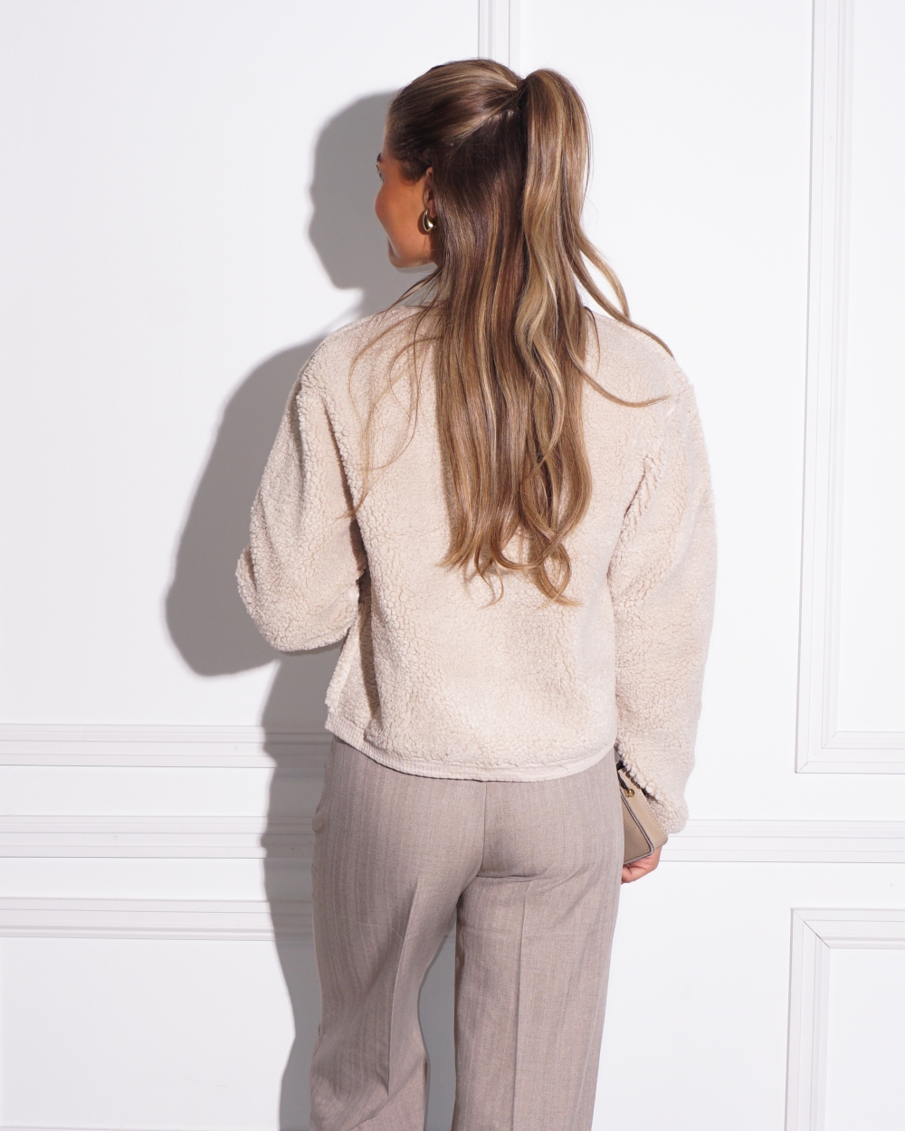 FLUFFY VEST LIMO BEIGE