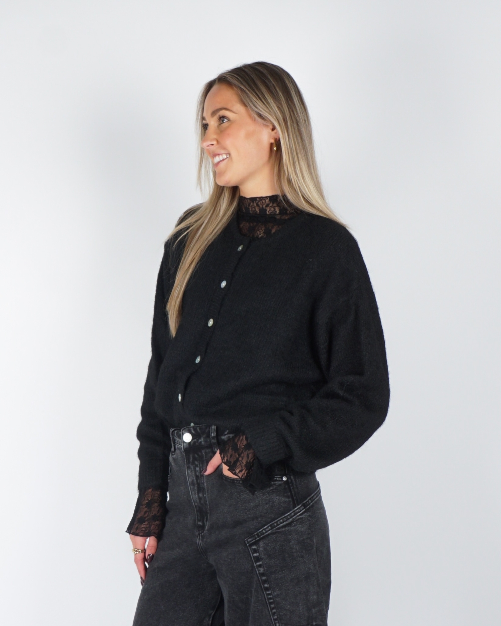 VEST BASIC MIA ZWART