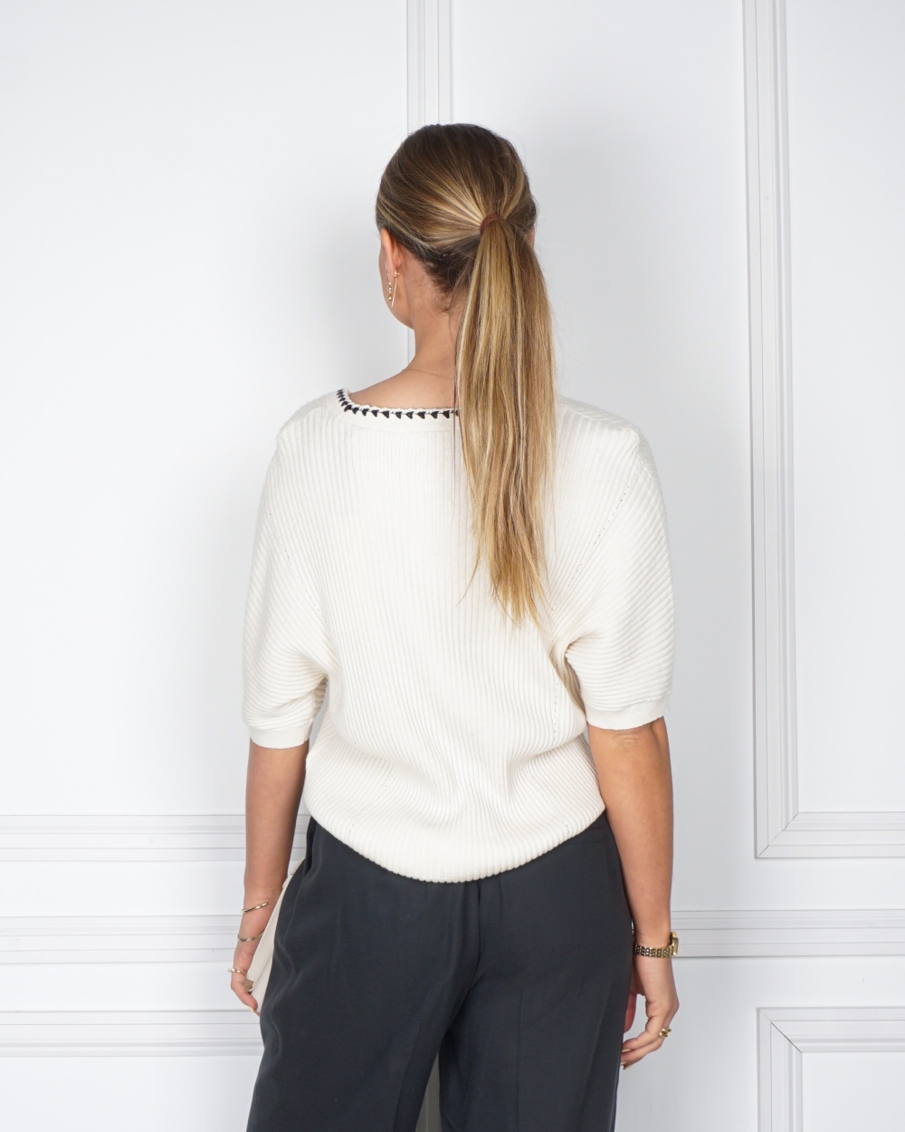GERIBD VEST MET STIKSELDETAIL
