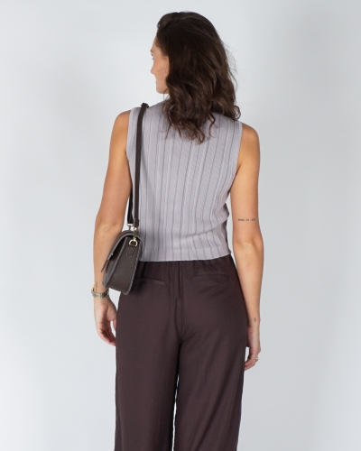 GEBREID GILET MET V-HALS EN STREEPPATROON GRIJS