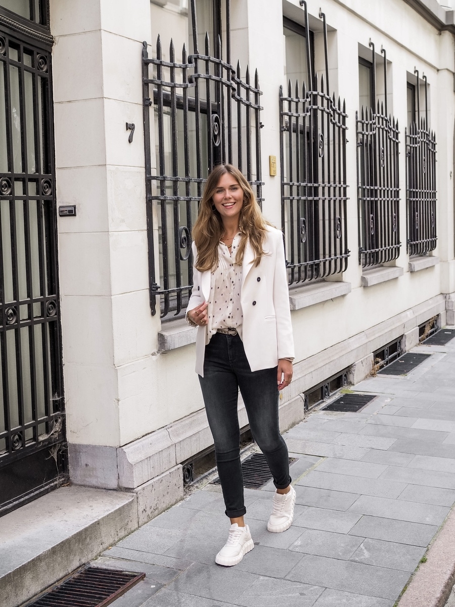 DOUBLE BREASTED BLAZER 