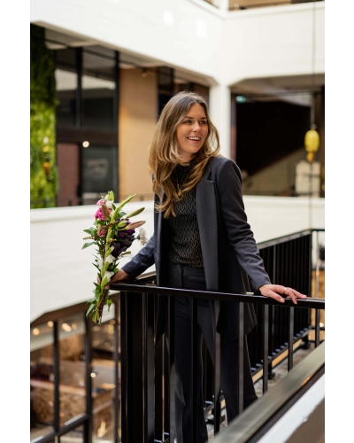 LANGE BLAZER MET UNIEKE KRAAG 
