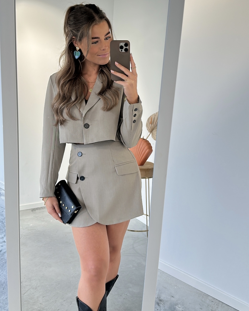 CROPPED BLAZER ISA TAUPE