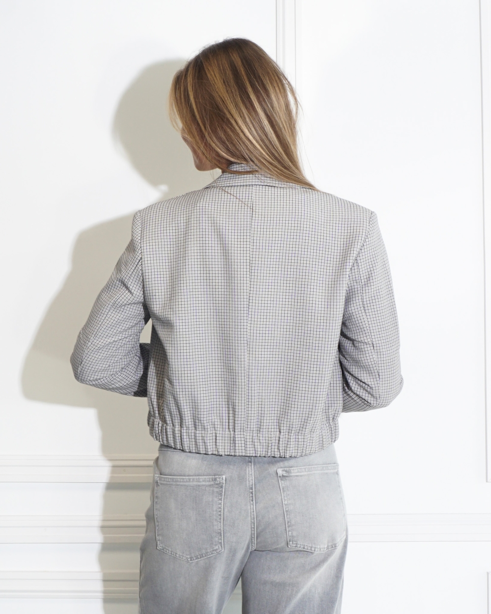 KORTE BLAZER MET RUITPATROON