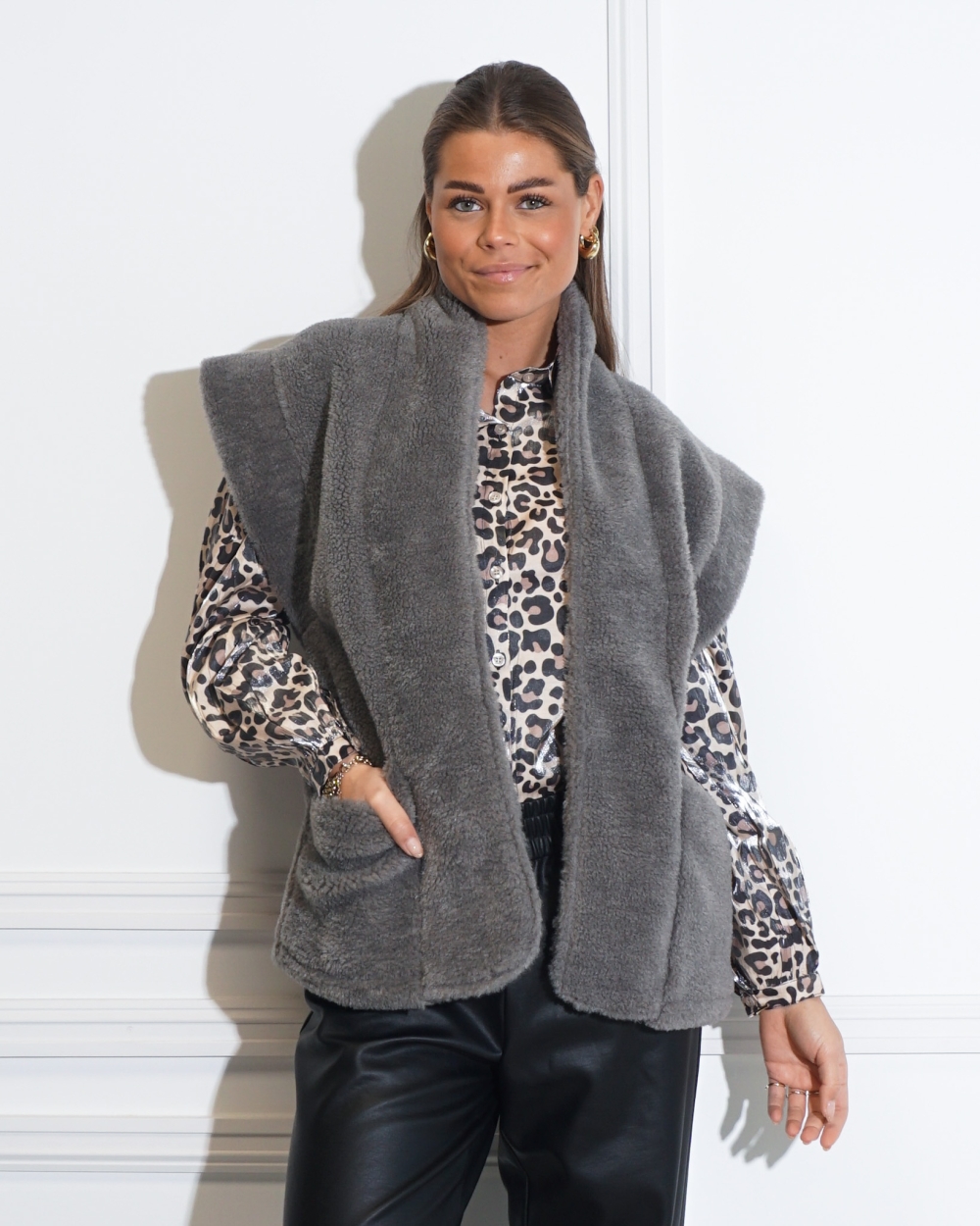 GILET TRINA GRIJS