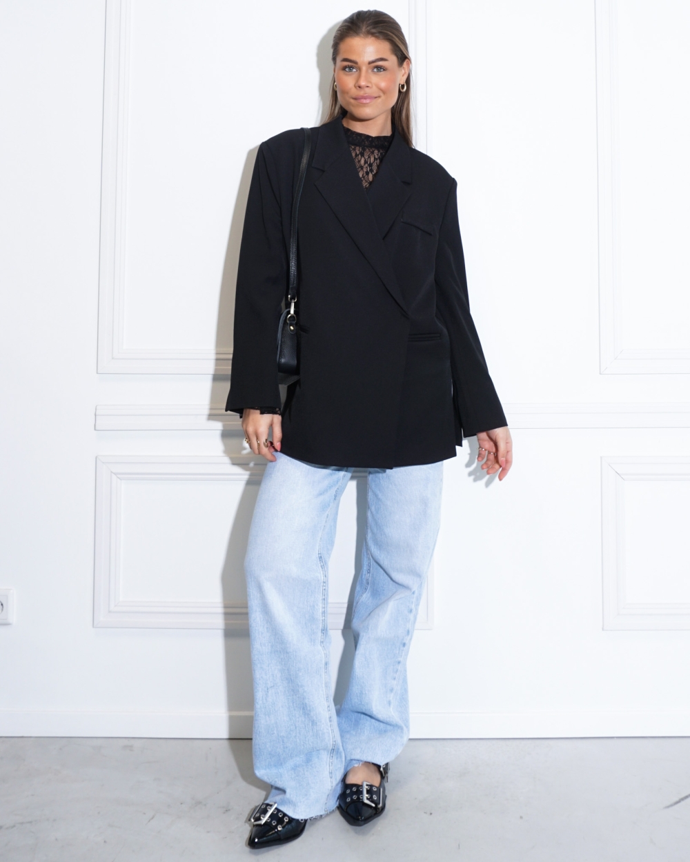 OVERSIZED BLAZER MINA ZWART
